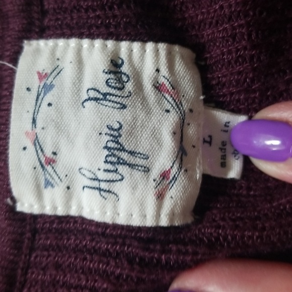 Hippie Rose Wine Colored Sexy Sweater With Cut-Outs - Picture 2 of 4